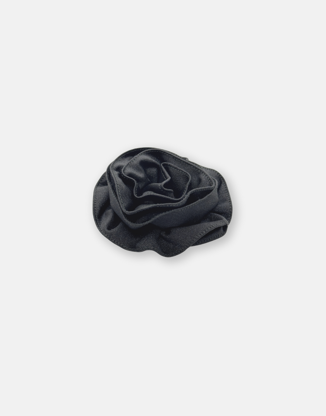 J ROSE BROOCH BLACK