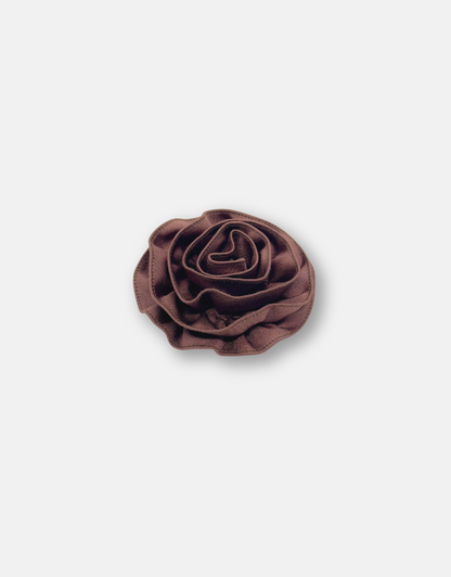 J ROSE BROOCH BROWN