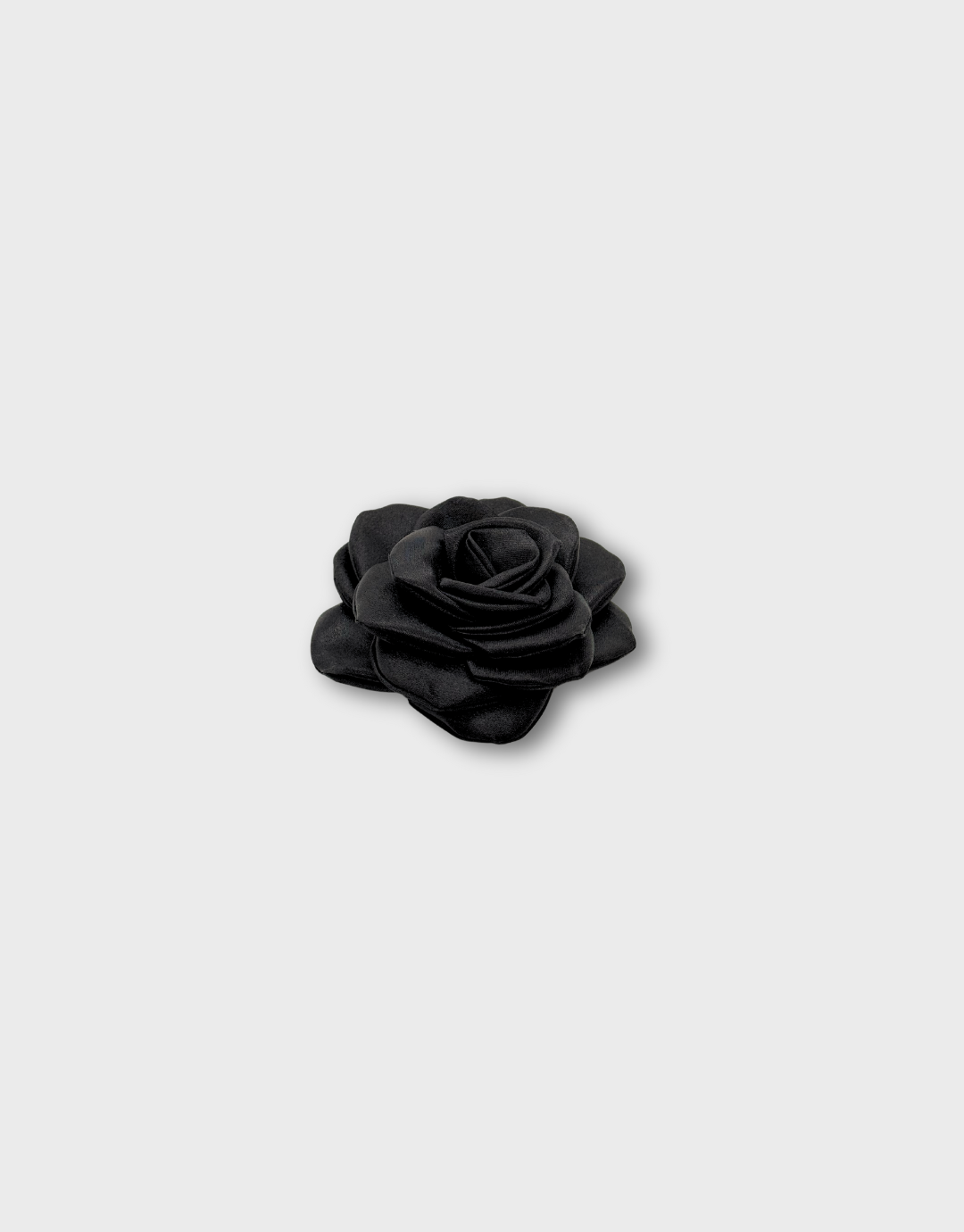 Barette rose noire à porter dans les cheveux, broche à porter sur une veste, Fleur, ceinture avec fleurs, rose choker, collier de roses 
